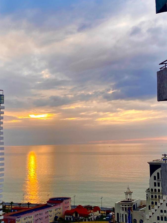 Apartment Black Sea Side Batumi Exterior photo